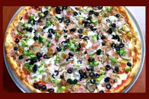 Rocco's Pizza & Italian Restaurant Explore Warren